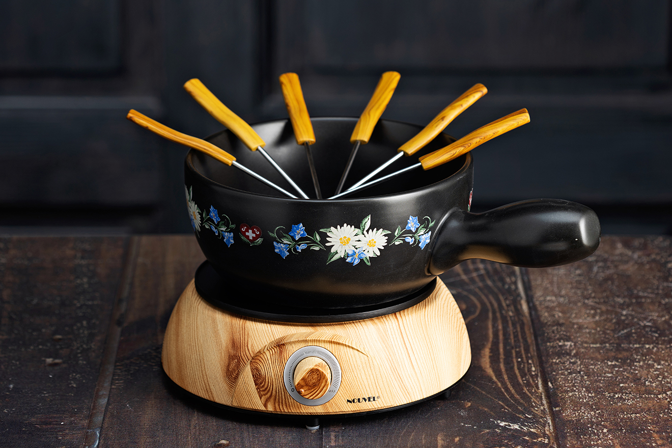 Fondueset elektrisch Edelweiss 9-teilig mit Tonpfanne
